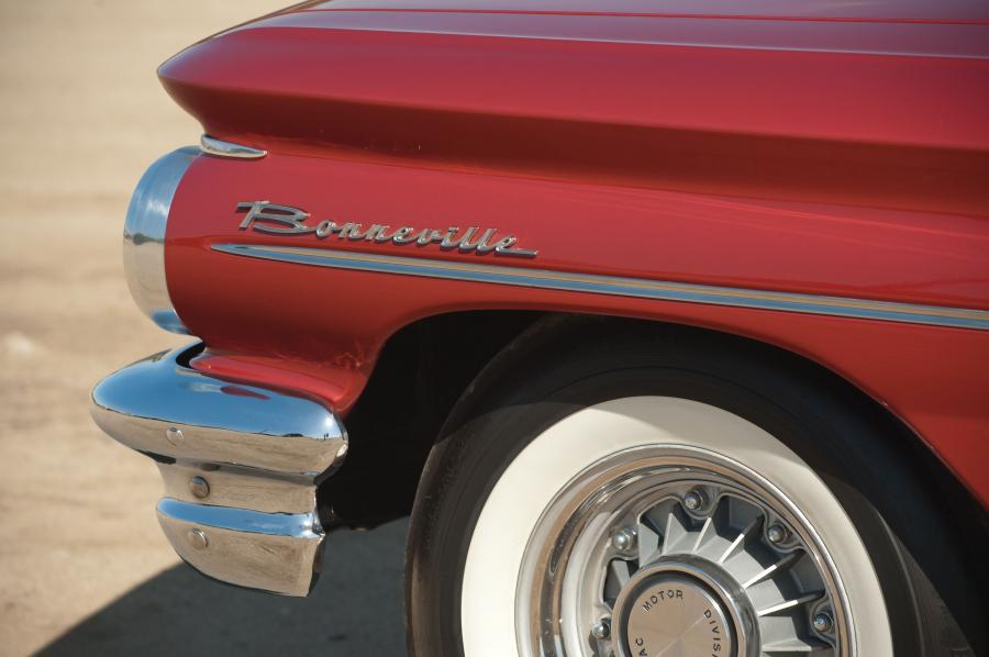  Pontiac Bonneville 389 Tri-Power-425 Convertible 1960 года  (фото 6 из 14)